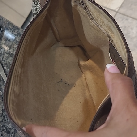 Gucci Accessory Collection GG Monogram Sherry Line  Crossbody - Picture 15 of 15